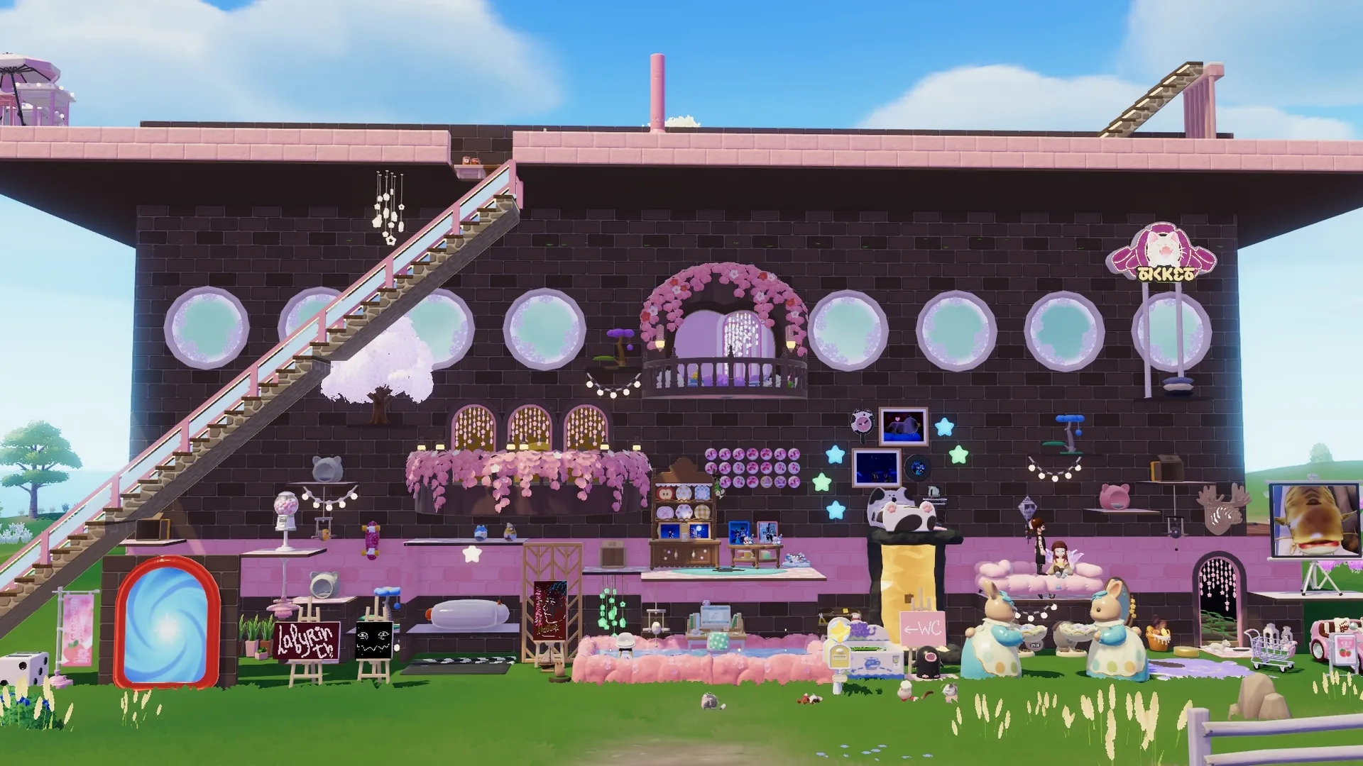 VanArt's crib